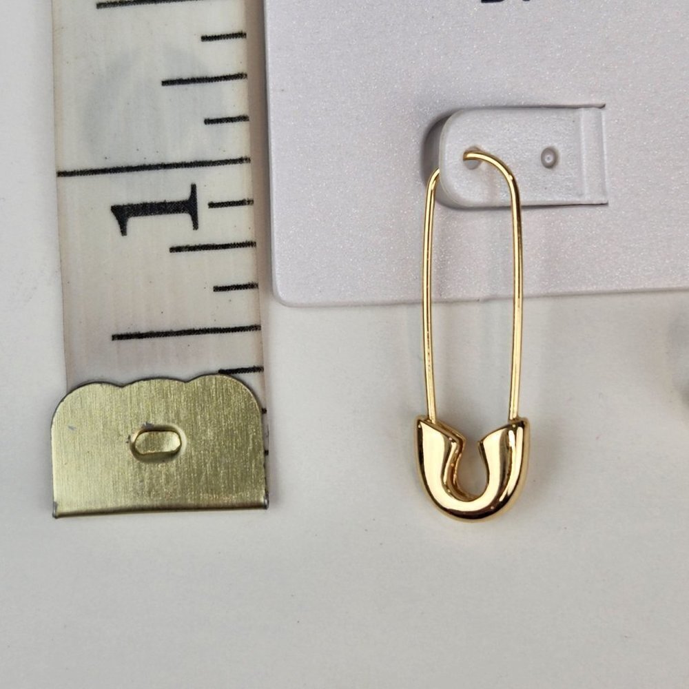 SUGARFIX by BaubleBar Safety Pin & Pearl Studded Earring Bundle of 2 Gold Tone - Picture 8 of 9